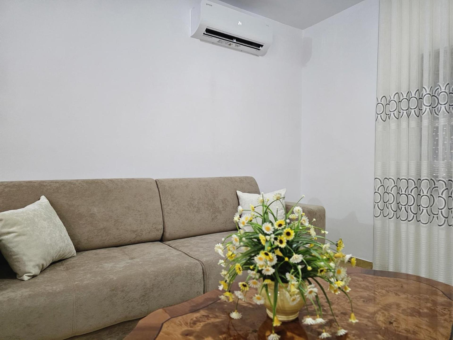 Diana'S Apartment 培拉特 外观 照片