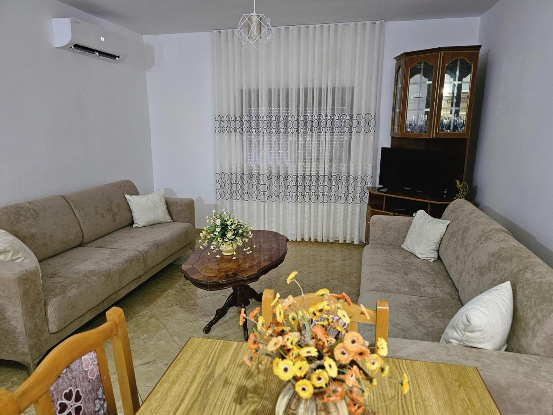 Diana'S Apartment 培拉特 外观 照片